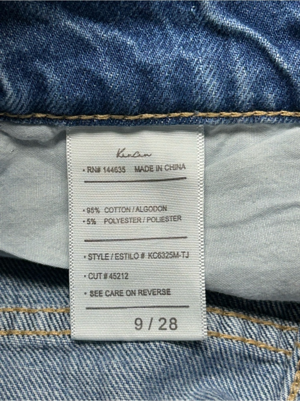 Kancan Estilo Light Wash Frayed Denim Shorts Size 9/28 High Rise Cutoff Shorts - Picture 5 of 6